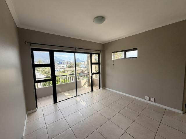 To Let 2 Bedroom Property for Rent in Maitland Western Cape